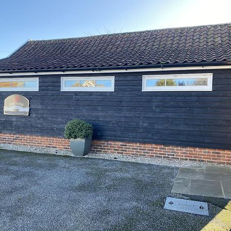 Red Lion Little Barn Ipswich Exterior foto
